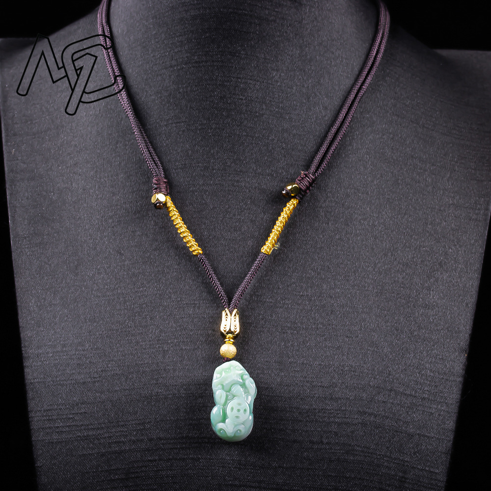จี้หยกพิกซิวสีเขียวมรกตธรรมชาต - Necklaces บทวิจารณ์และราคา