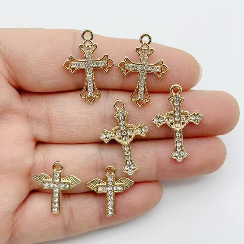 จี้รูปกางเขนประดับเพชร 10 ชิ้น - Cross Pendant Necklace Gold บทวิจารณ์และราคา